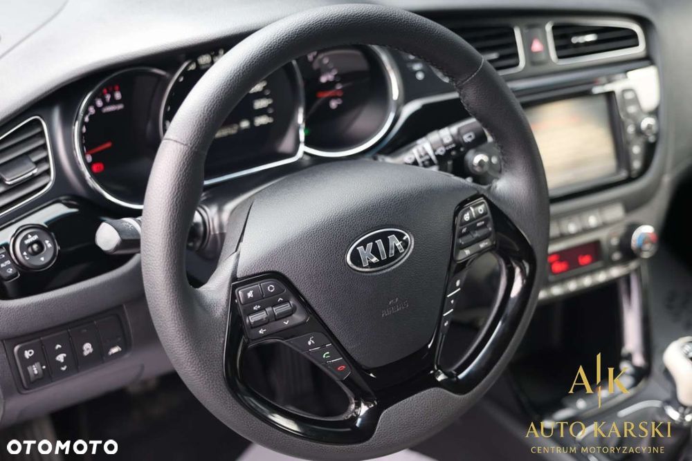 Kia Ceed - 20