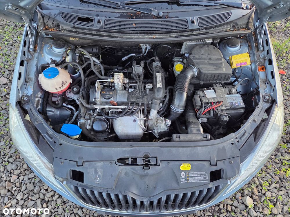 Skoda Fabia 1.2 HTP Elegance - 21