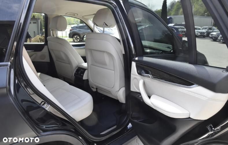 BMW X5 xDrive25d - 14