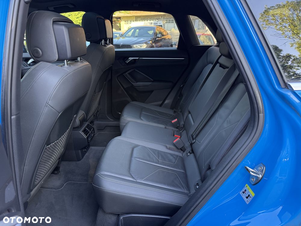 Audi Q3 - 21