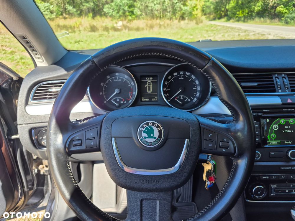 Skoda Superb 1.8 TSI Elegance DSG - 13