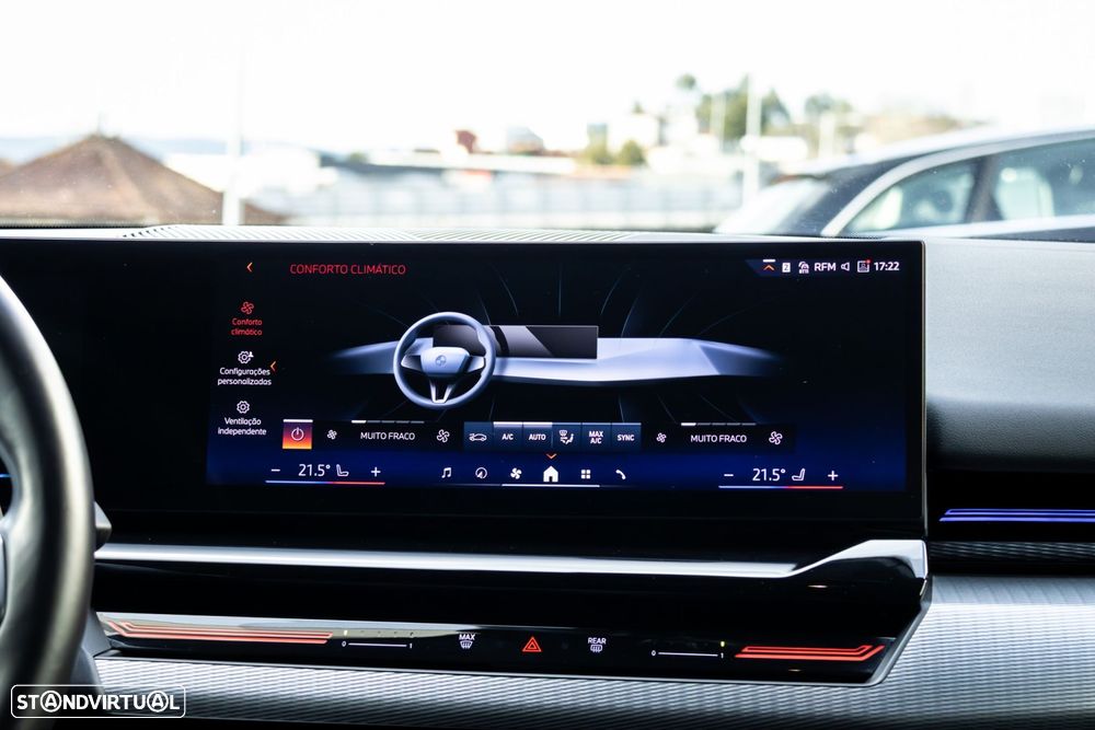 BMW 520 d Pack Desportivo M - 33