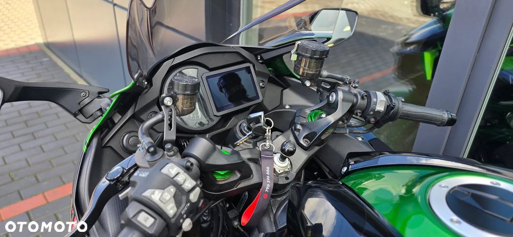 Kawasaki H2 - 36
