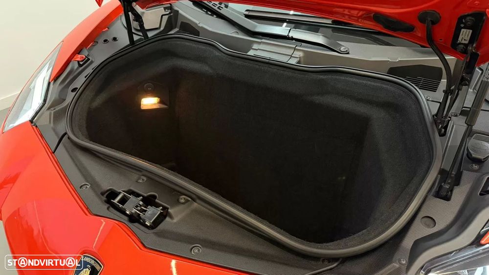 Lamborghini Aventador 6.5 V12 LP700-4 - 39