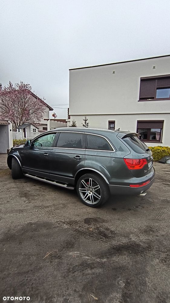 Audi Q7 - 3