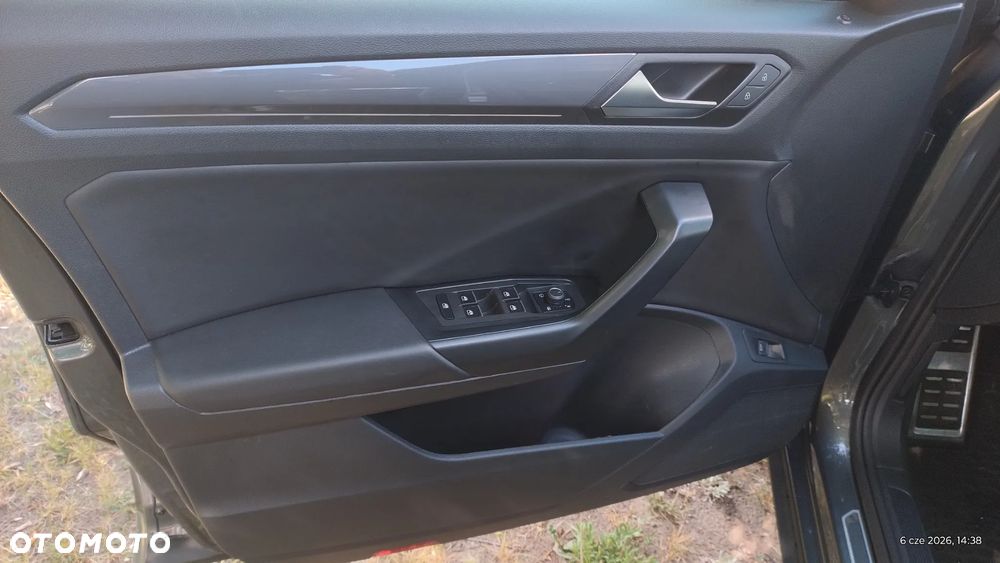 Volkswagen T-Roc 1.5 TSI R-Line - 21