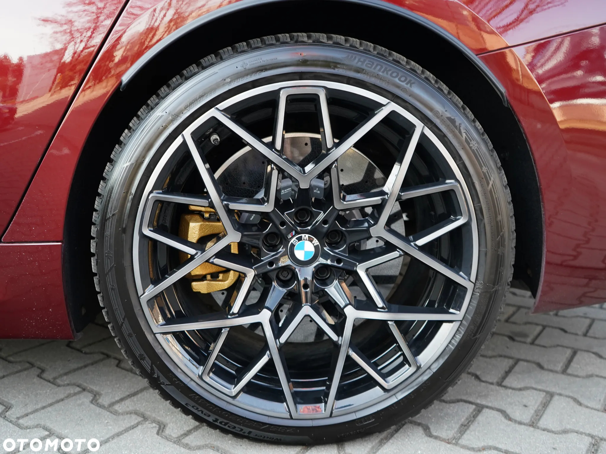 BMW M8 Competition - 9