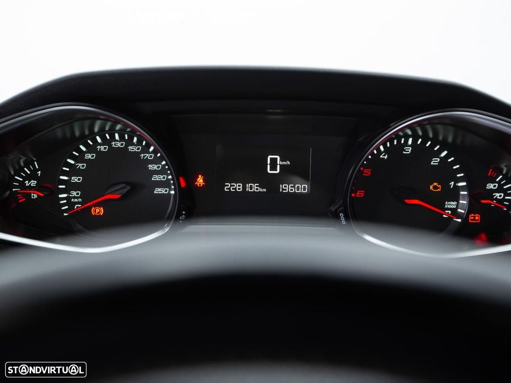 Peugeot 308 SW - 16