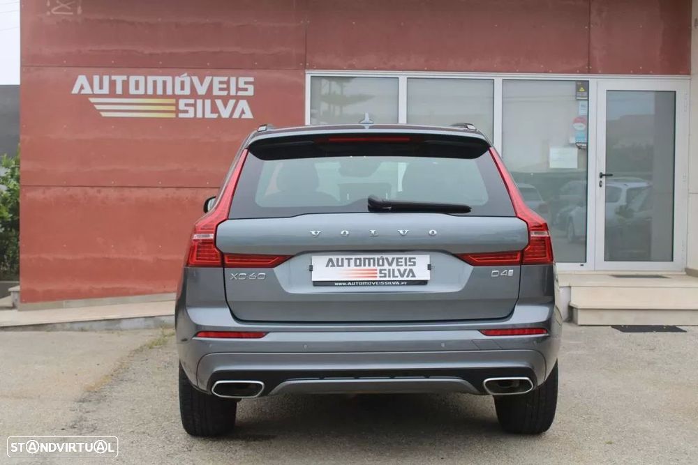 Volvo XC 60 2.0 D4 R-Design Geartronic - 10