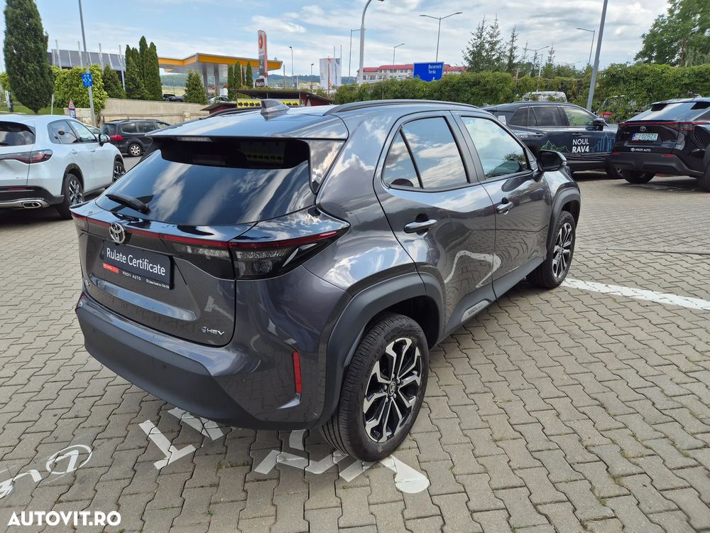 Toyota Yaris Cross 1.5 VVT-i HSD 4x2 Dynamic - 12