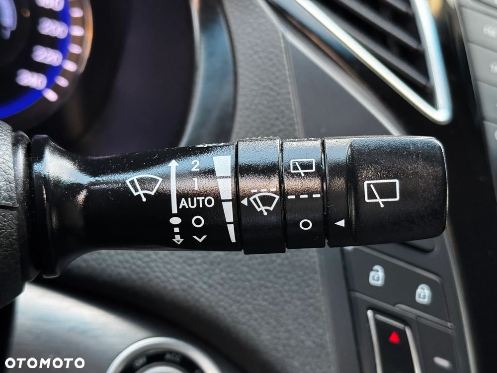 Hyundai i40 1.7 CRDi Comfort + - 24