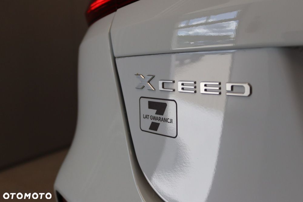 Kia XCeed - 13