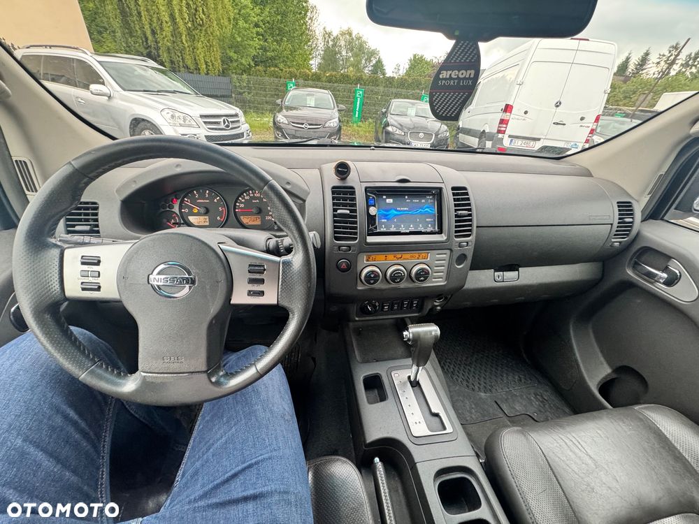 Nissan Navara DPF Autm Premium - 18
