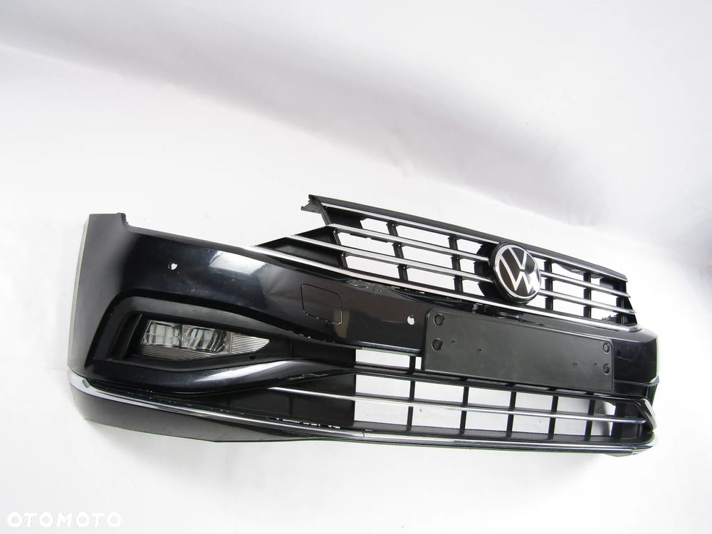 Zderzak przedni VW Passat B8 FL 19 - 24 Highline Pdc-4 Lakier LC9X - 13