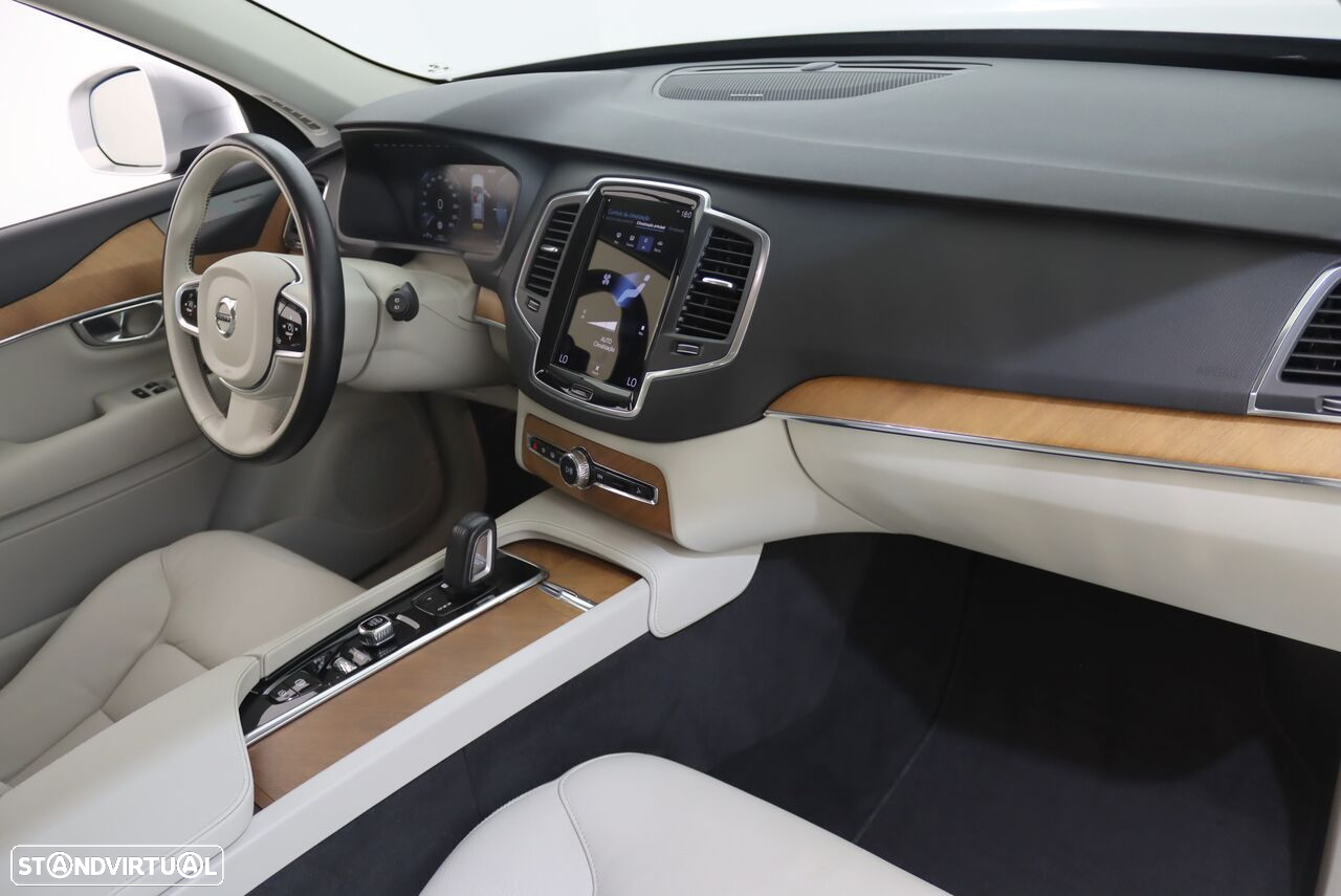 Volvo XC 90 - 4