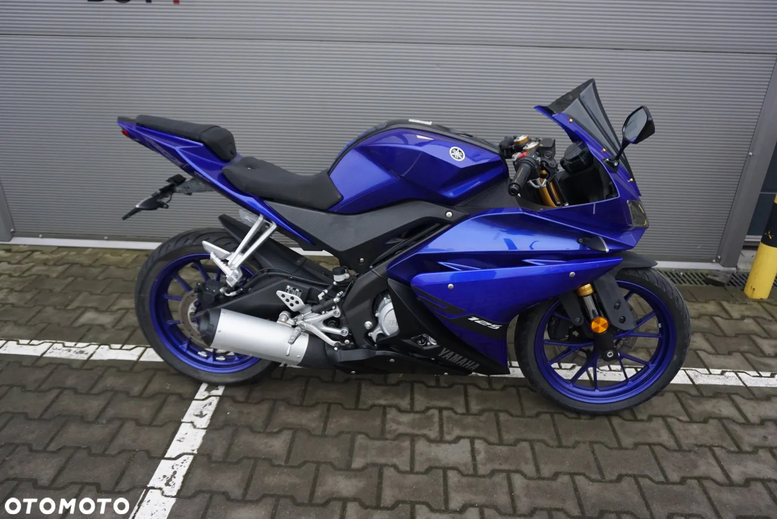 Yamaha YZF - 2
