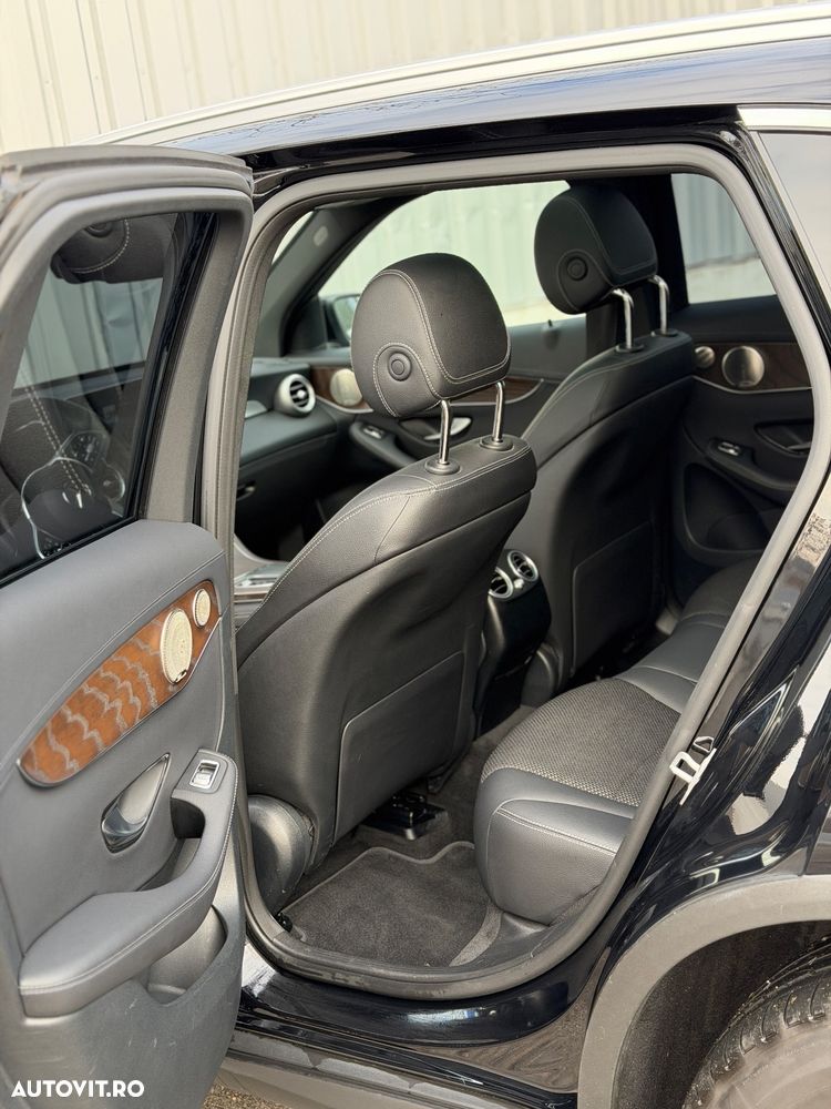 Mercedes-Benz GLC - 18