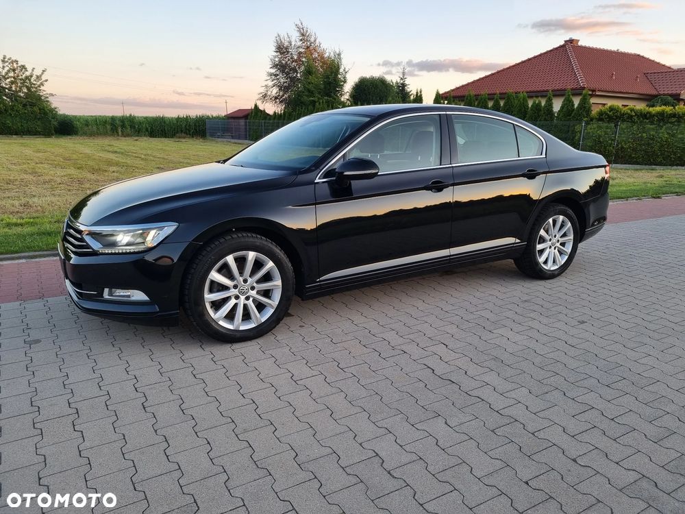 Volkswagen Passat 2.0 TDI SCR DSG Comfortline - 11