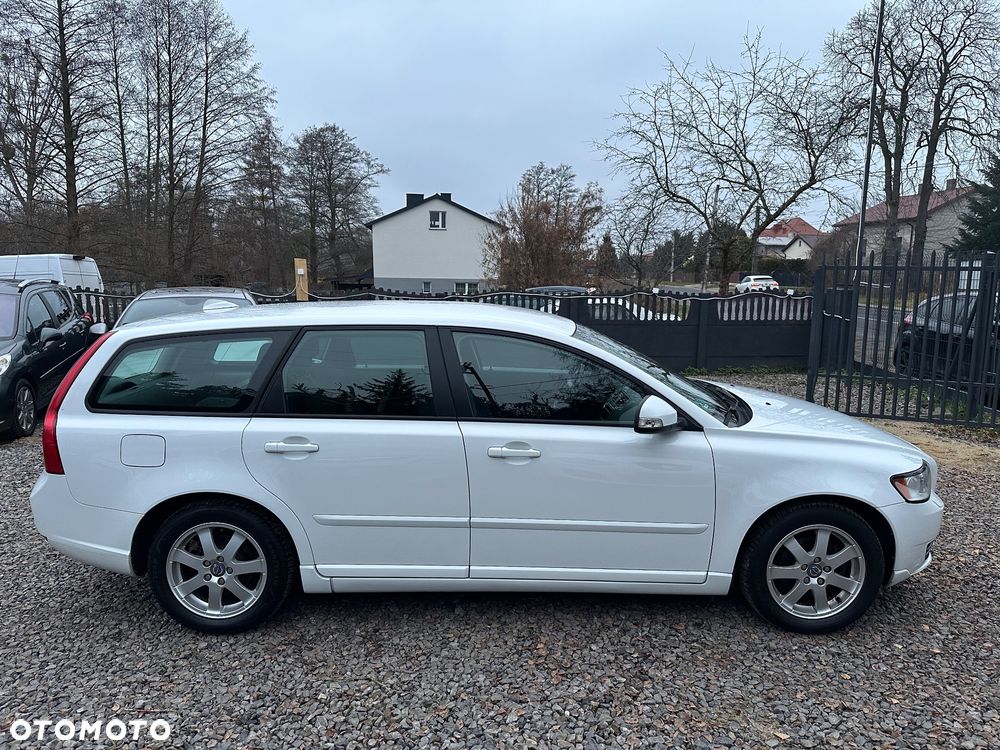 Volvo V50 DPF DRIVe Momentum - 8