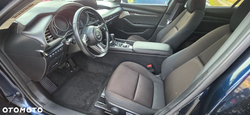 Mazda 3 2.0 mHEV Hikari - 8