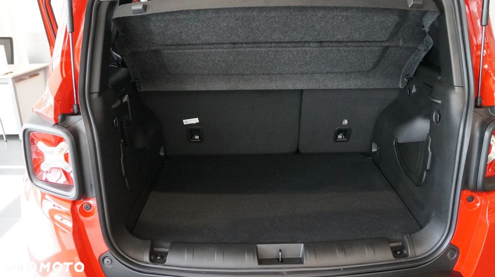 Jeep Renegade - 14