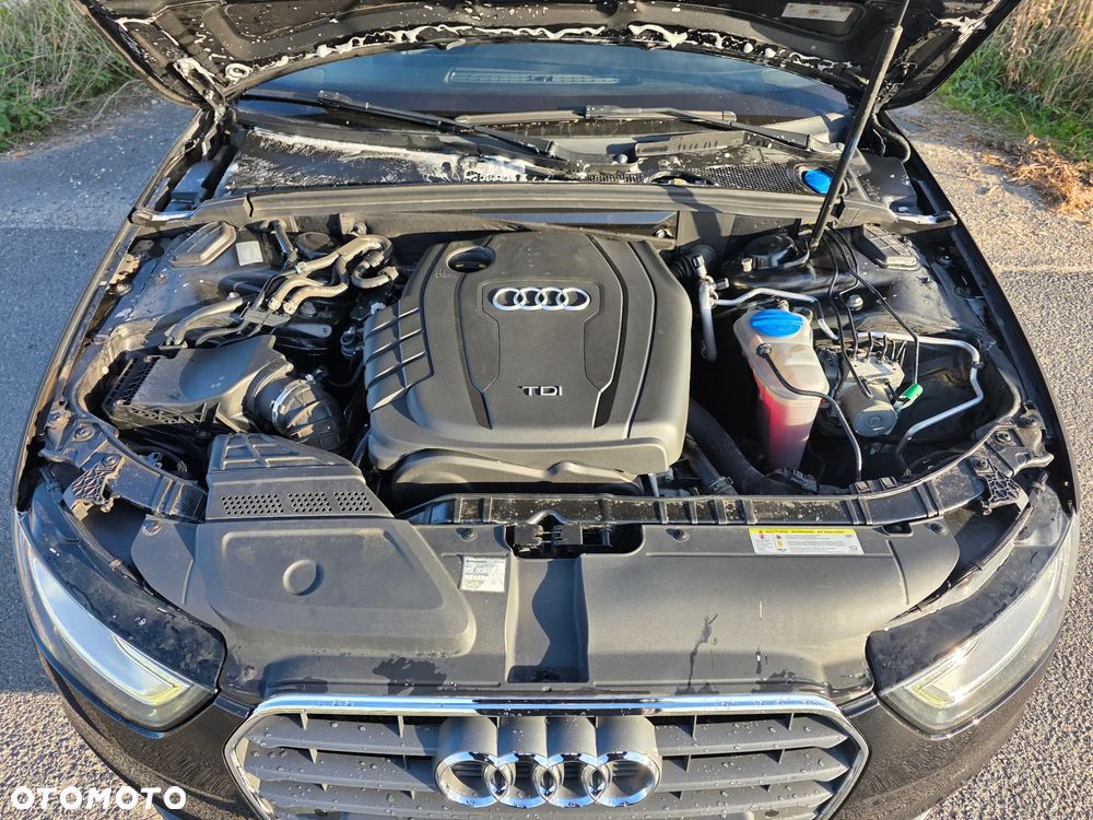 Audi A4 Avant 2.0 TDI - 10