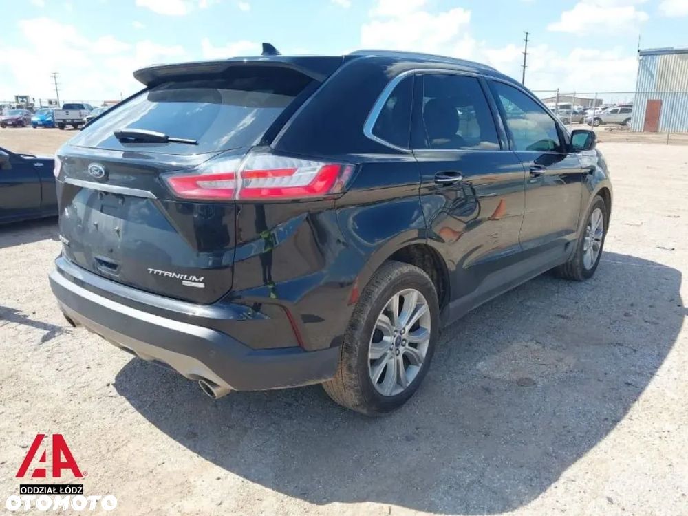 Ford Edge - 2