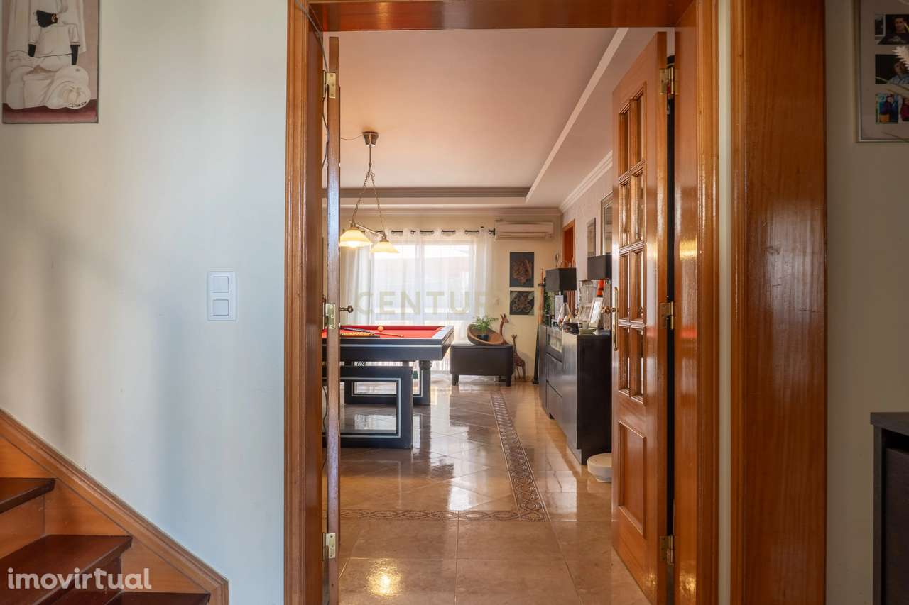 Espetacular Moradia em Algueirão Mem Martins, Sintra - Grande imagem: 2/39