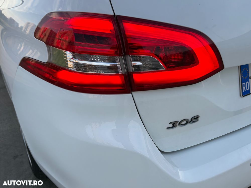 Peugeot 308 - 7