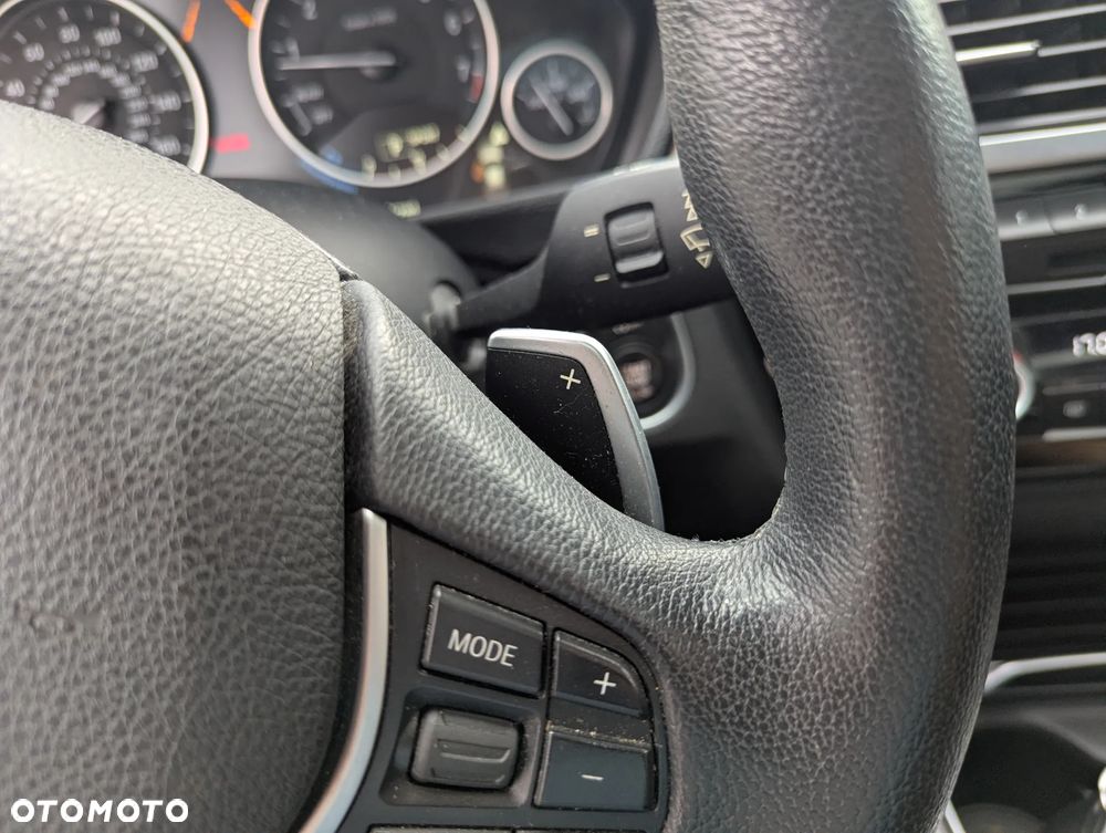 BMW Seria 3 - 16