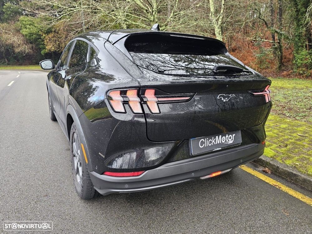 Ford Mustang Mach-E Standard - 32