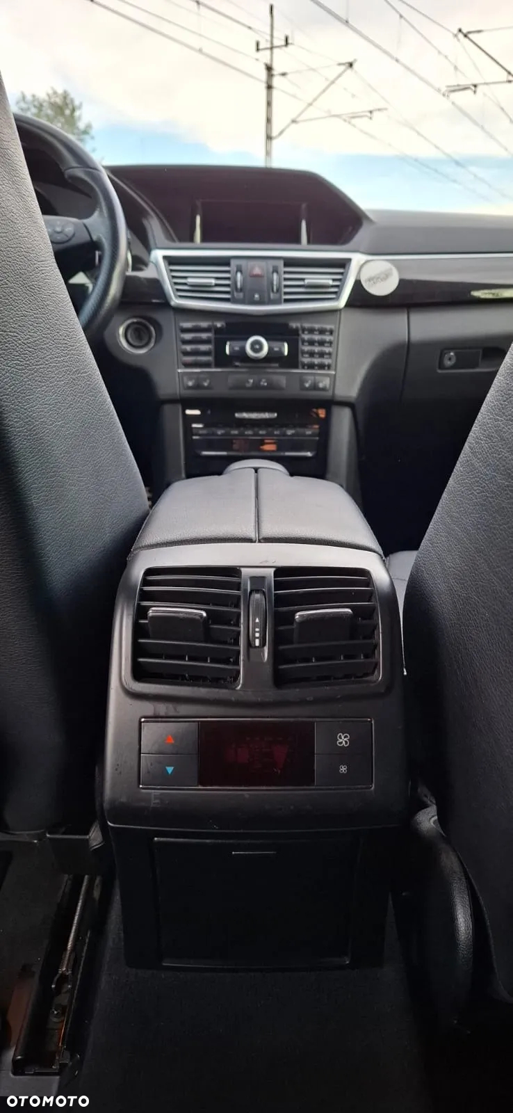 Mercedes-Benz Klasa E 350 CGI BlueEffICIENCY Avantgarde - 14