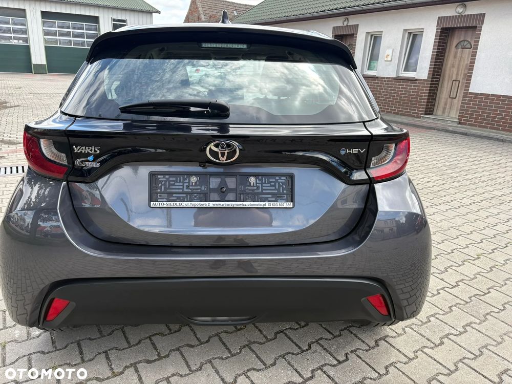 Toyota Yaris - 6