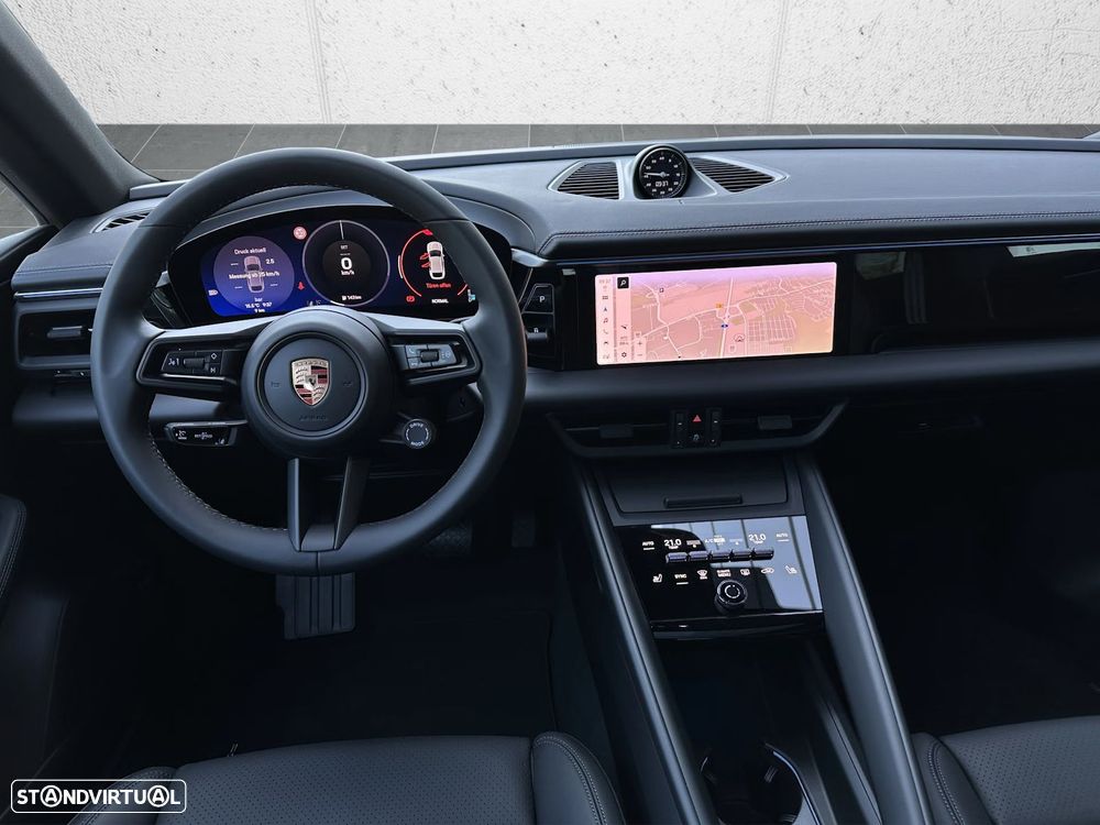 Porsche Macan Electric 4 - 12