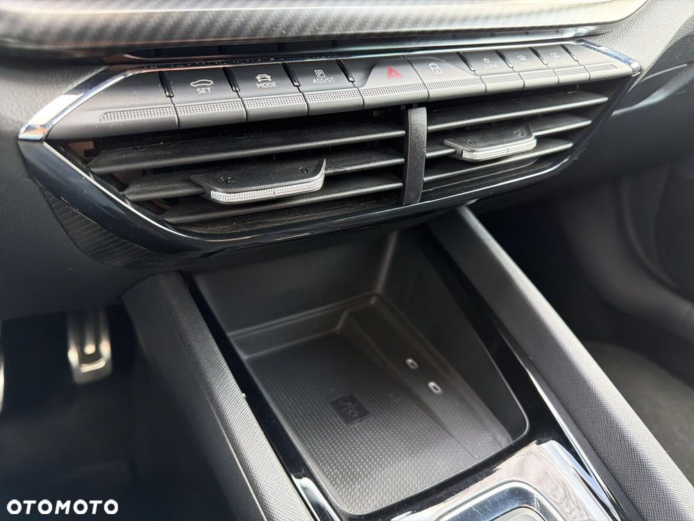 Skoda Octavia 2.0 TDI RS DSG - 32