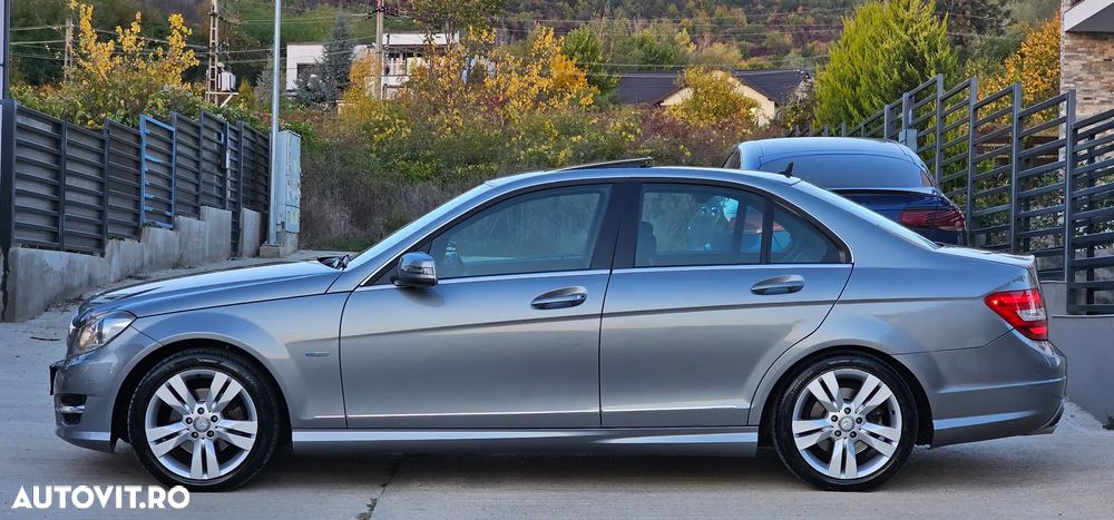 Mercedes-Benz C 220 (BlueTEC) d 7G-TRONIC Avantgarde - 3