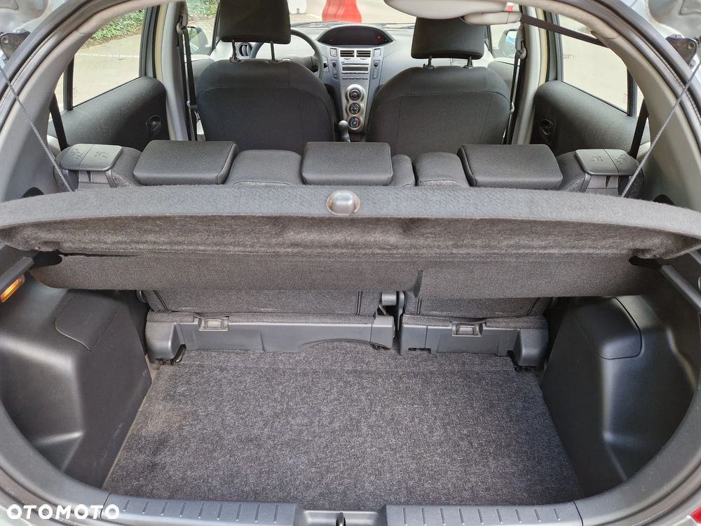 Toyota Yaris 1.0 Terra - 17