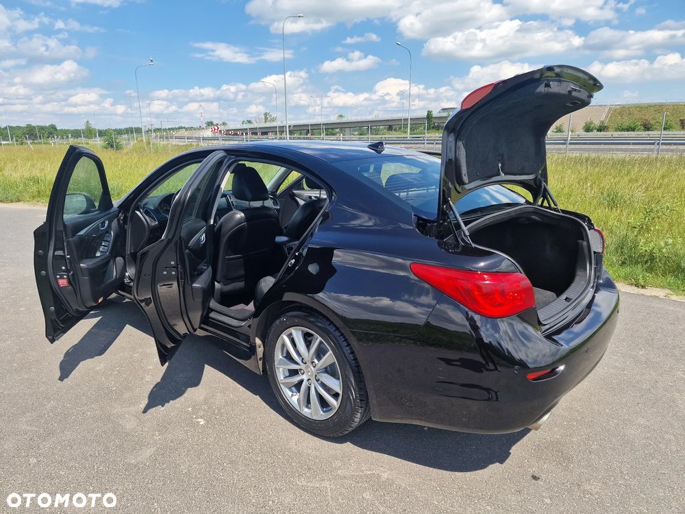 Infiniti Q50 AWD - 37