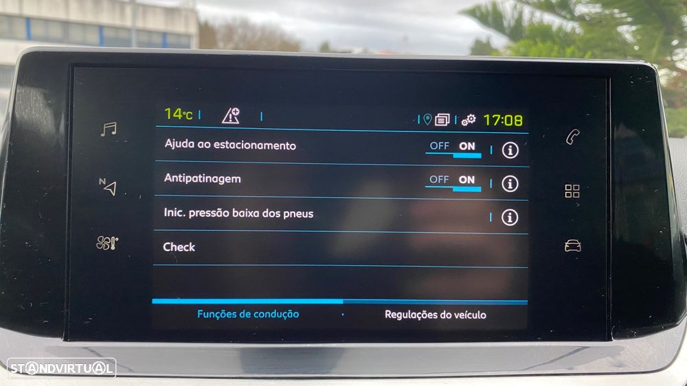 Peugeot e-208 50 kWh Allure Pack - 41