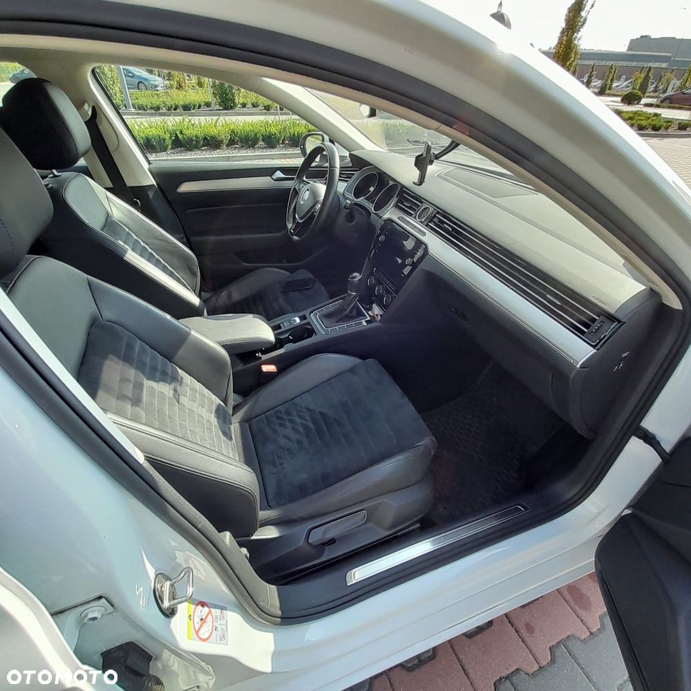Volkswagen Passat 1.5 TSI EVO Highline - 5