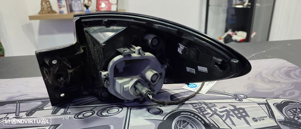 Farolim traseiro esquerdo Renault Captur de 2016 - 2