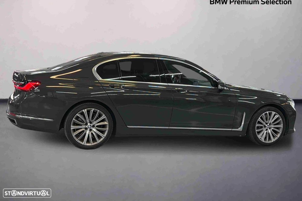 BMW 745 e iPerformance Pack M Auto - 3