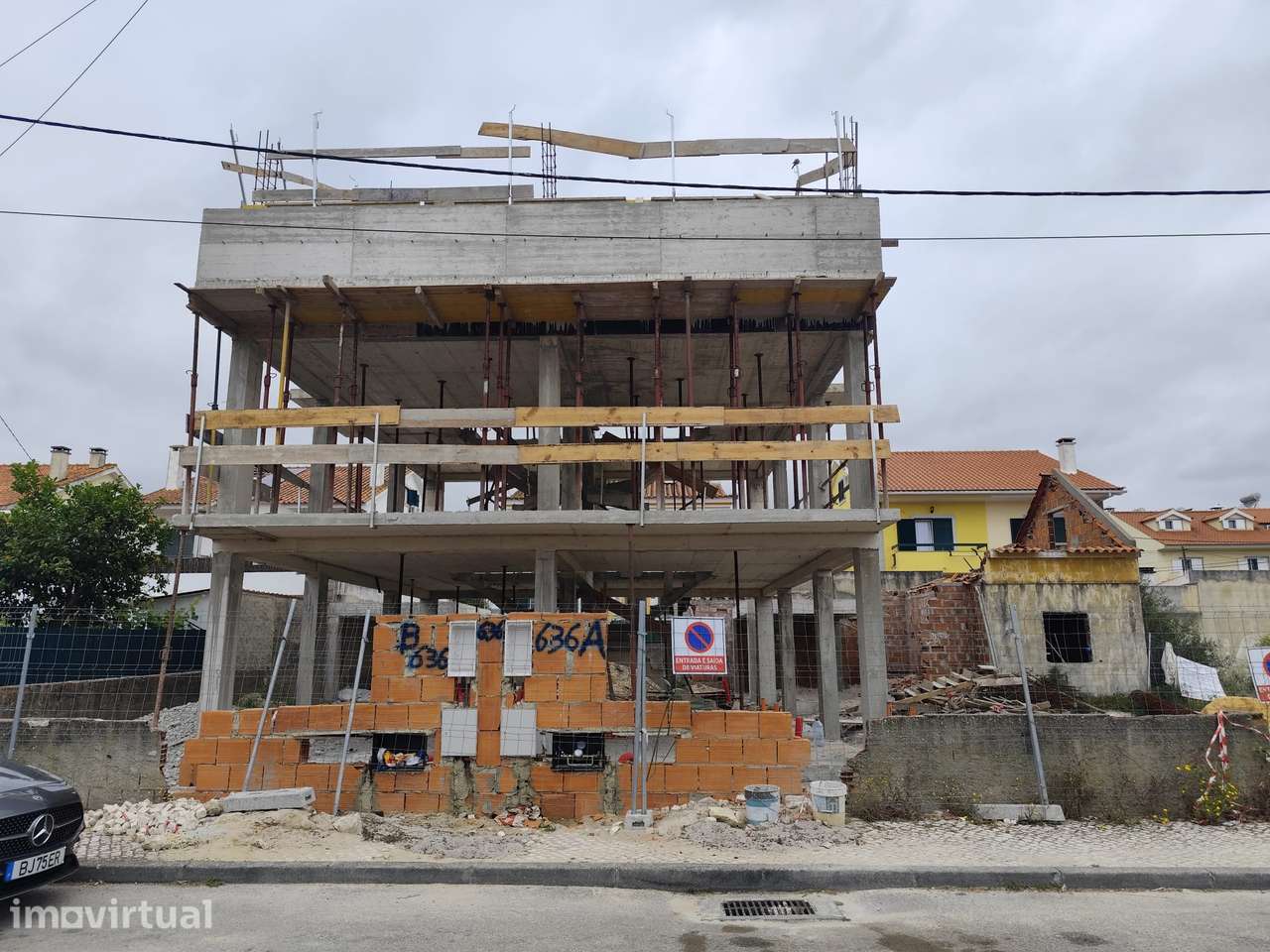 Moradia Geminada T3 na Quinta do Conde - Grande imagem: 2/18