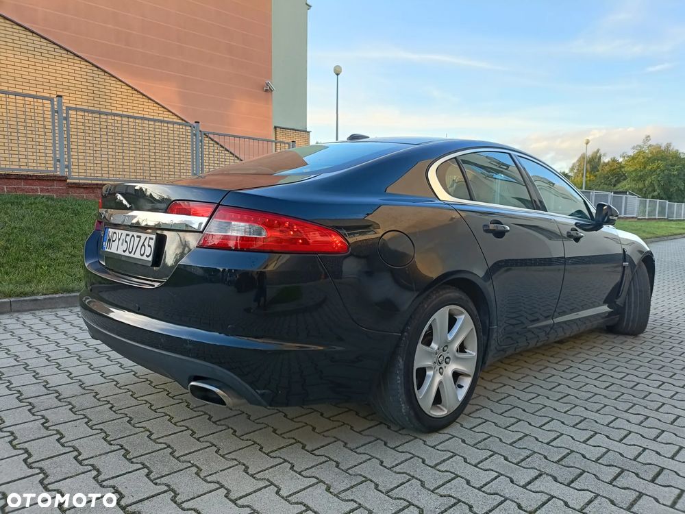 Jaguar XF 3.0 V6 Diesel Premium Luxury - 18