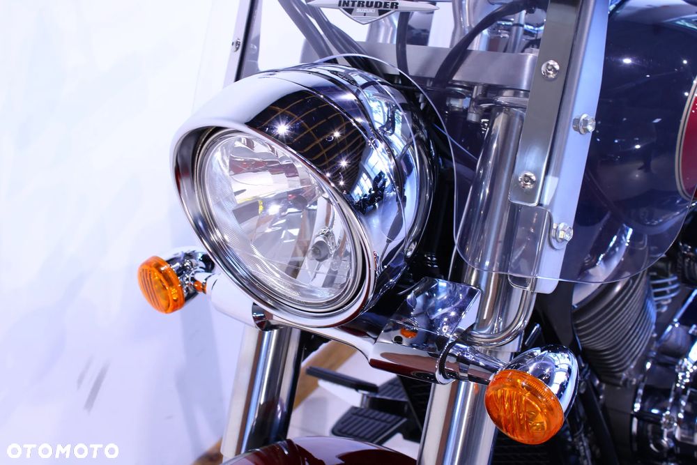 Suzuki Intruder - 20