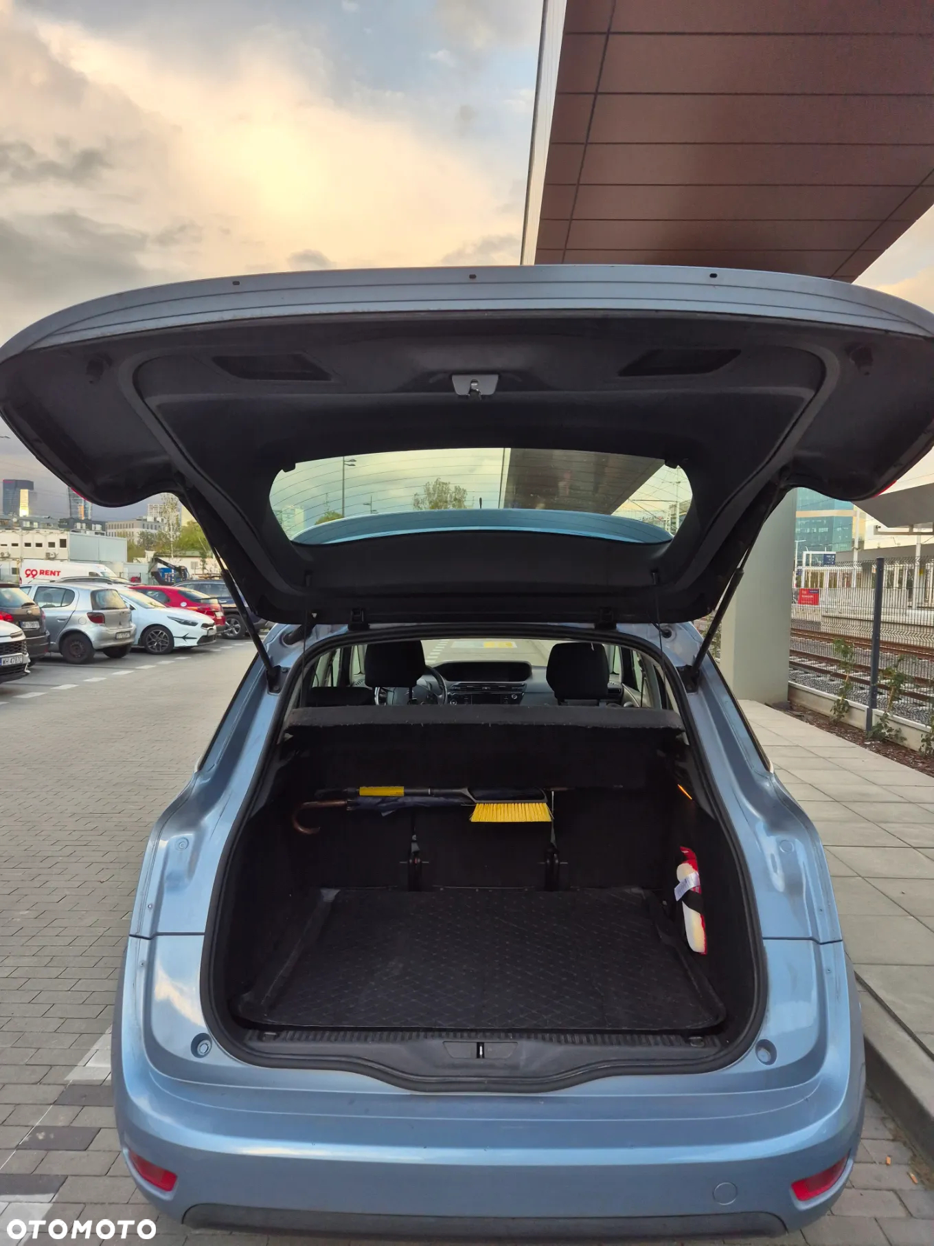 Citroën C4 Picasso - 12