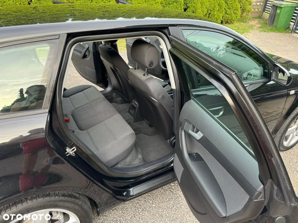 Audi A3 1.6 Attraction - 10