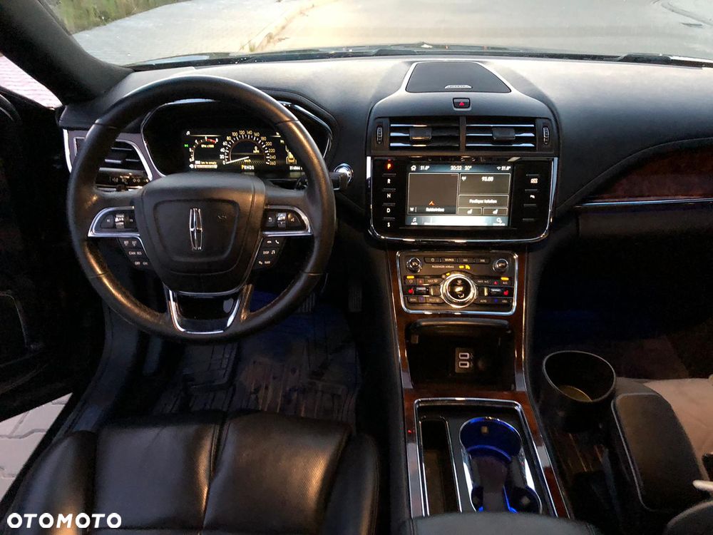 Lincoln Continental - 12