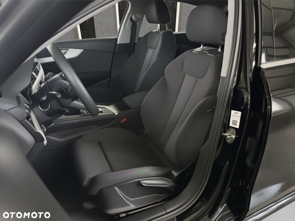 Audi A4 Limousine - 14