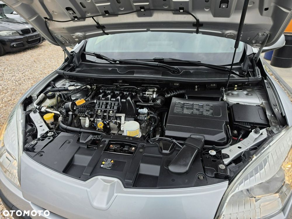 Renault Megane - 40